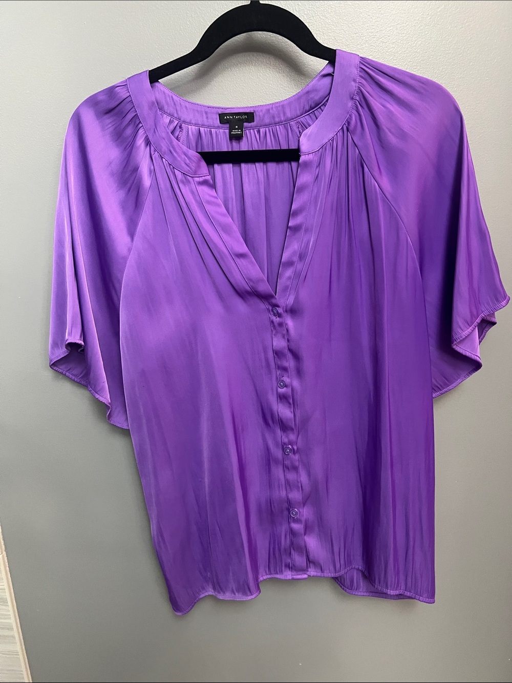 Ann Taylor Purple Satin V-Neck Button-Front Blouse